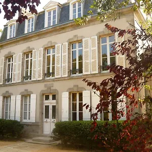 2* Bed and breakfast Maison De La Garenne &